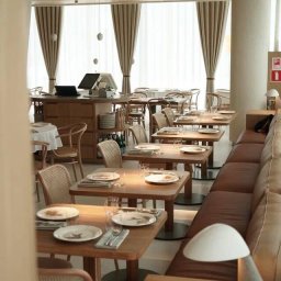 Название ресторана Sage переводится как "мудрец" и нашло отражение в интерьере